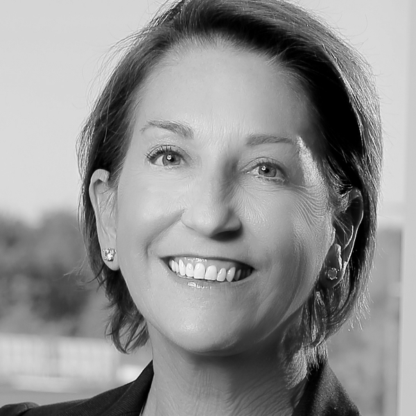 Photograph of Laura Kelley
